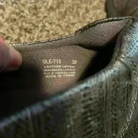 Alegria Glee Chain Mail Silver Clogs - Picture 5 of 5